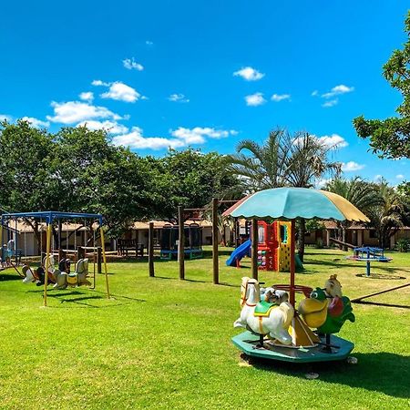 Villa De Holanda Parque Hotel Оламбра Экстерьер фото